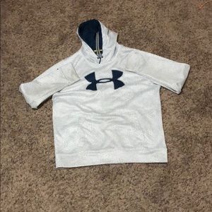 Under armor sweatshirt